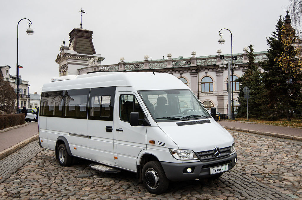 Аренда автобуса Mercedes-Benz Sprinter 416, трансфер ж/д-гостиница