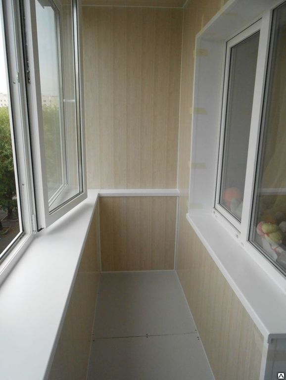 Установка окон и отделка балкона 1