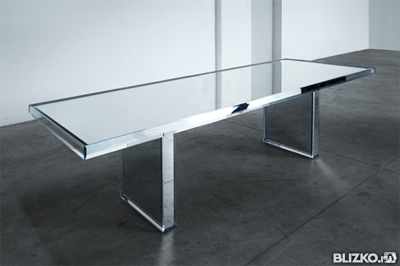 Стеклянный стол по вашему проекту, производство и доставка