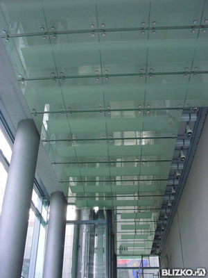 Установка стеклянных потолков с подсветкой GM SOB
