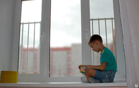 Защитная решетка Кидстоп на окна от детей