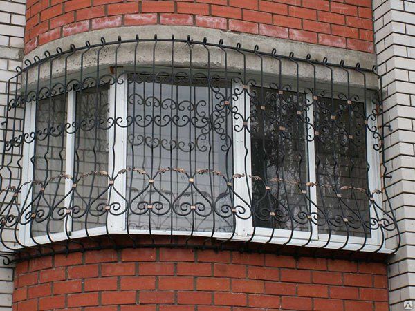 Металлическая решетка на балкон